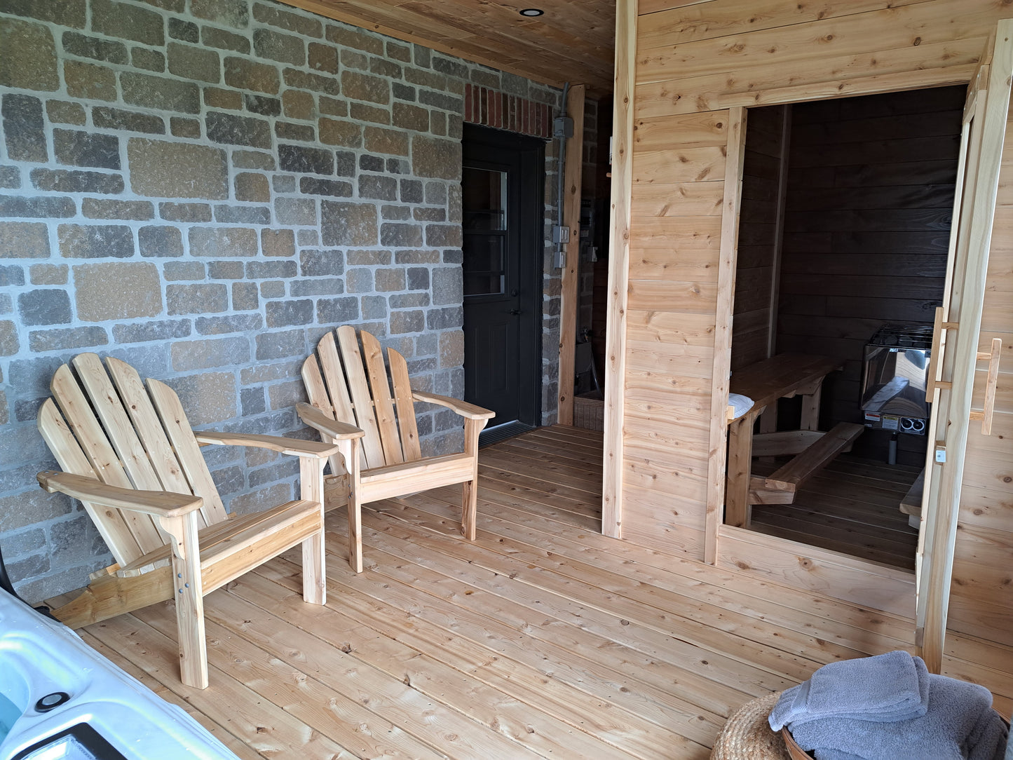 Get Away 2 nights for 4, Breakfast Included