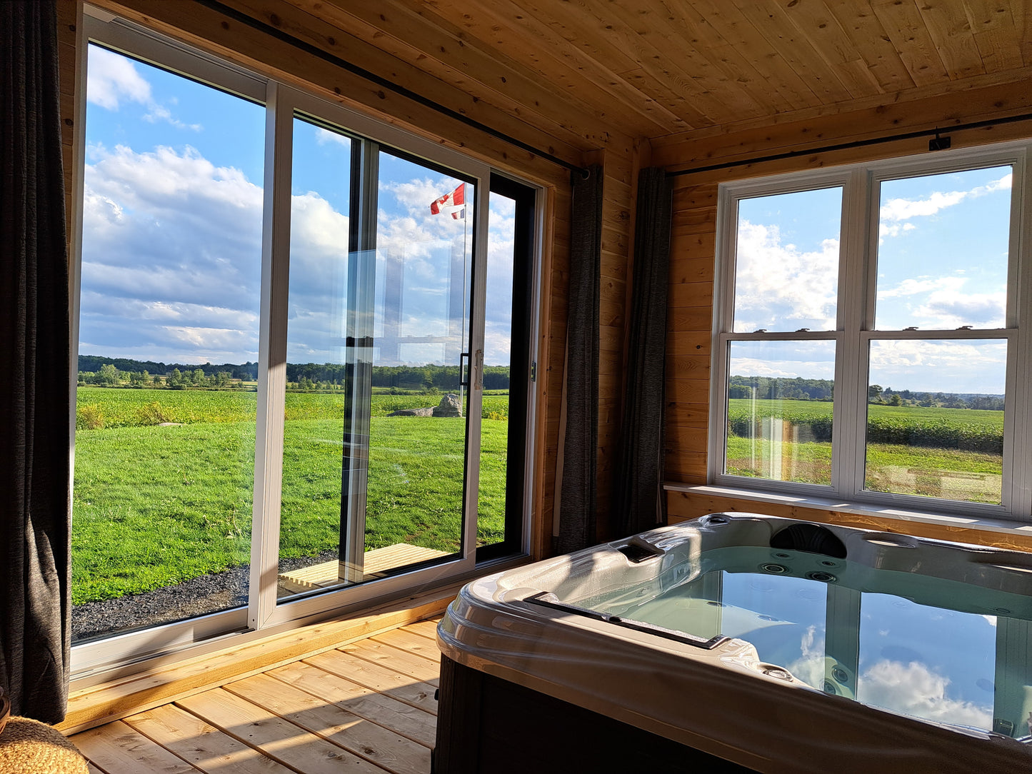 Get Away 2 nights for 4, Breakfast Included